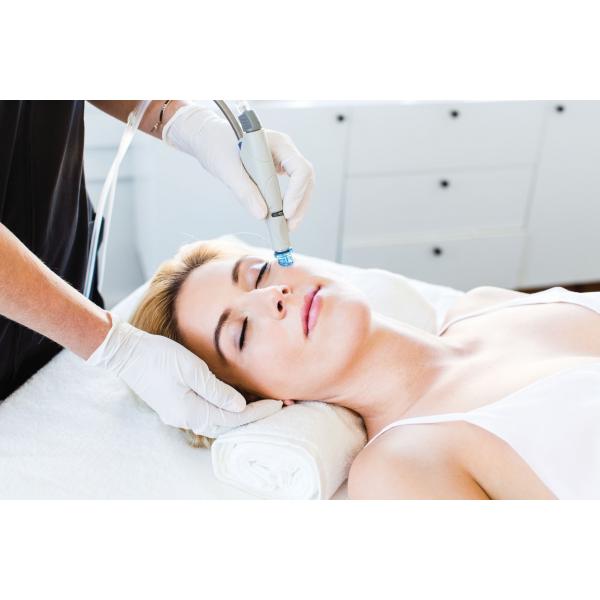 HydraFacial x Microneedling kuur 